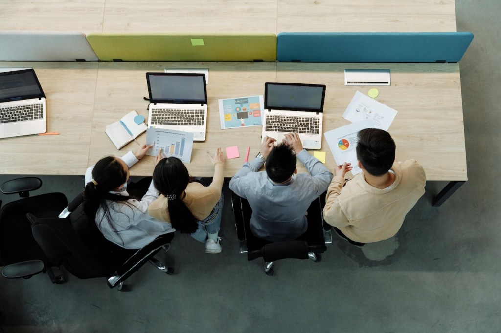Becoming a Leader: Lessons I Learned as a First-Time Manager