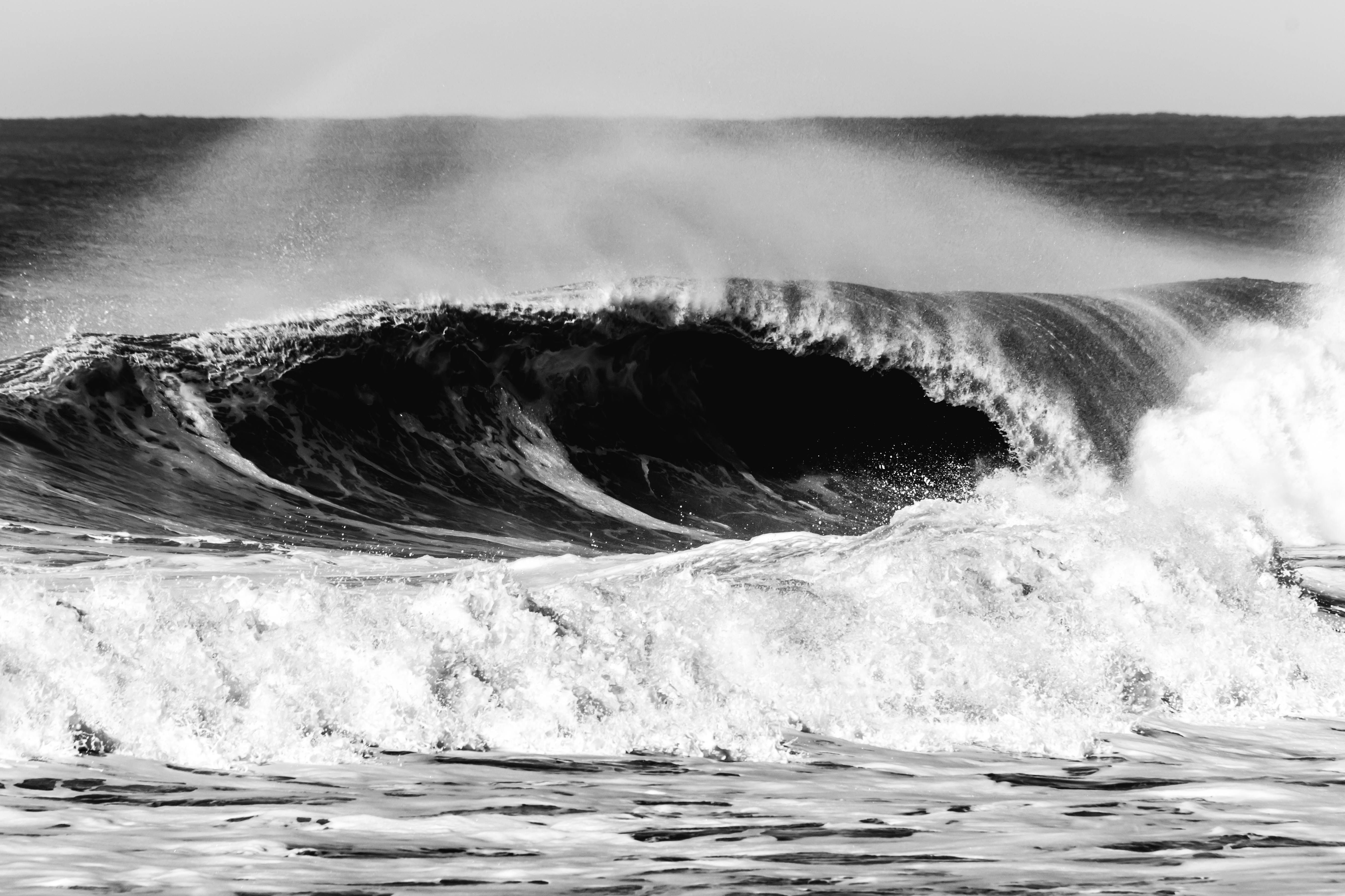 Be like a wave crashing down; unstoppable.